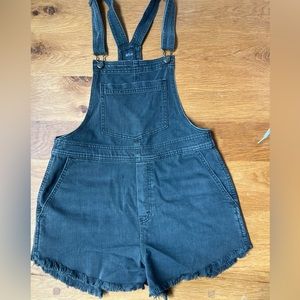 Aerie Women’s Small Overall Shorts Adjustable Gray